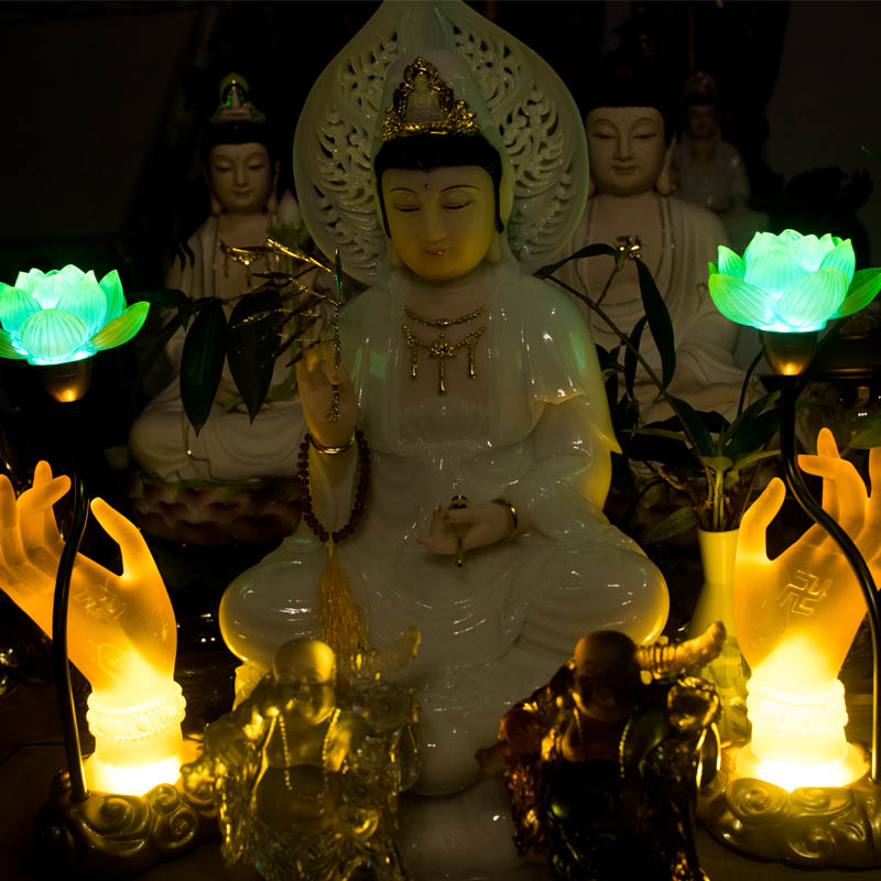 Đèn Tay Phật Cầm Hoa Sen