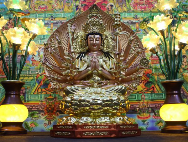 Tượng Phật Chuẩn Đề