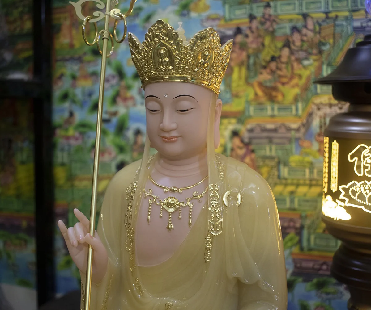 Tượng Địa Tạng trong bộ Ta Bà Tam Thánh