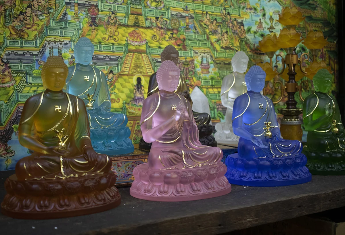 Tượng Phật Dược Sư 7 thế tay