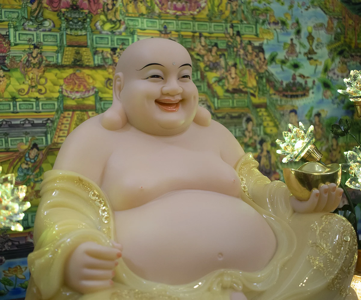 tượng phật di lặc ngồi hoan hỹ