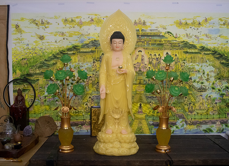 Tượng Phật A Di Đà phù hợp với gia đình