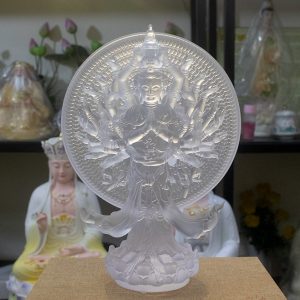 thờ tượng Thiên Thủ Thiên Nhãn