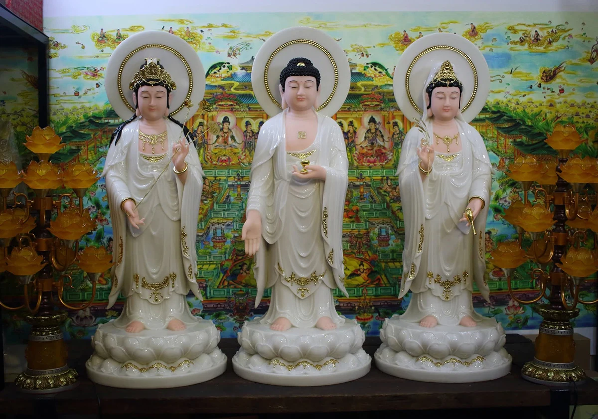 tượng Tây Phương Tam Thánh đứng đá trắng