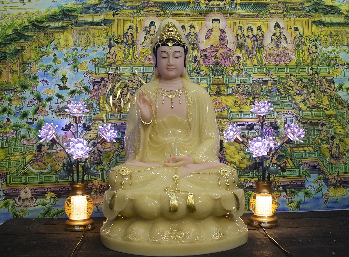 tượng Quan Âm trong không gian thờ gia đình